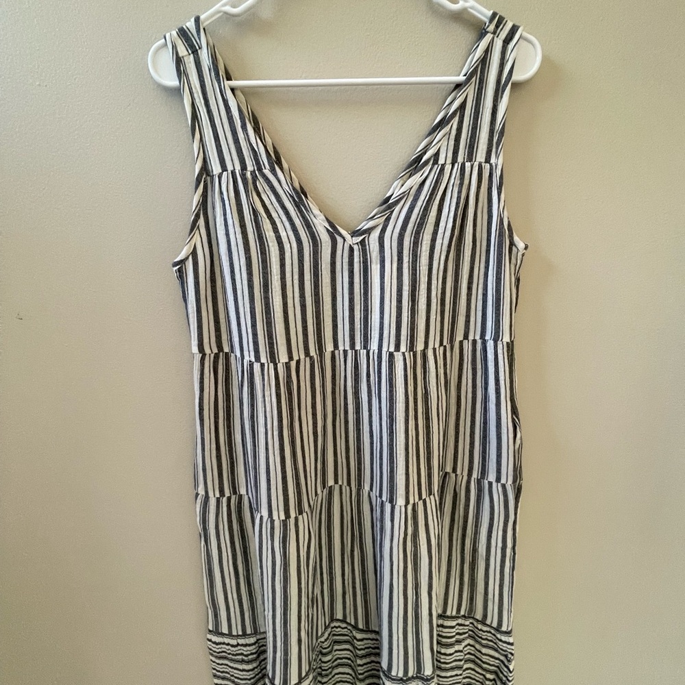 Marine Layer Black and White Striped Ruffled V-Neck Maxi Dress, Sz S - Picture 6 of 10